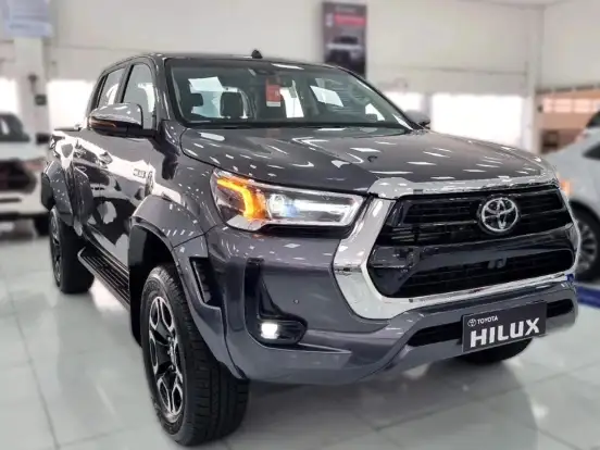 TOYOTA-HILUX-2.8 D-4D TURBO DIESEL CD SRX 4X4 AUTOMÁTICO TOYOTA-HILUX-2026