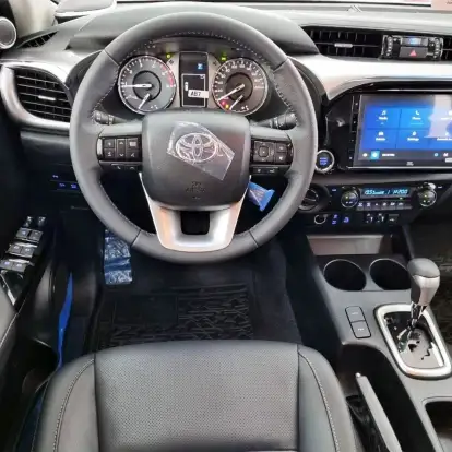 TOYOTA-HILUX-2026