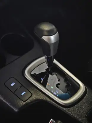 TOYOTA-HILUX-2022