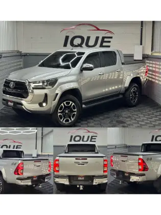 TOYOTA HILUX 2.8 D-4D TURBO DIESEL CD SRX PLUS 4X4 AUTOMÁTICO