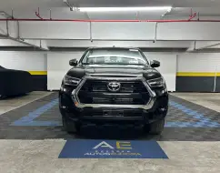 TOYOTA HILUX 2.8 D-4D TURBO DIESEL CD SRX PLUS 4X4 AUTOMÁTICO TOYOTA HILUX 2.8 D-4D TURBO DIESEL CD SRX PLUS 4X4 AUTOMÁTICO