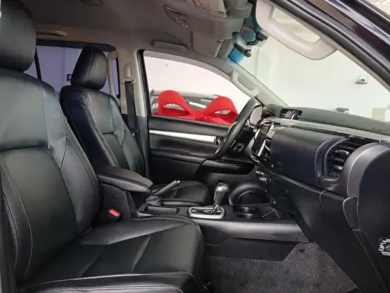TOYOTA-HILUX-2.8 SRV 4X4 CD 16V DIESEL 4P AUTOMÁTICO TOYOTA-HILUX-2016
