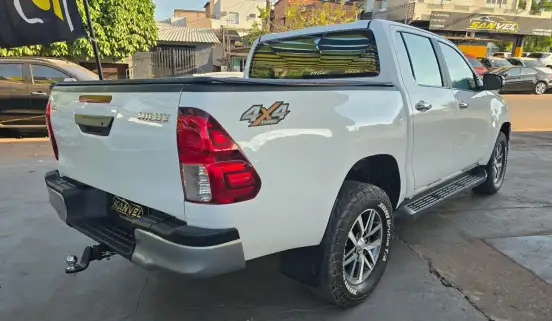 TOYOTA-HILUX-2.8 STD 4X4 CD 16V DIESEL 4P MANUAL TOYOTA-HILUX-2017