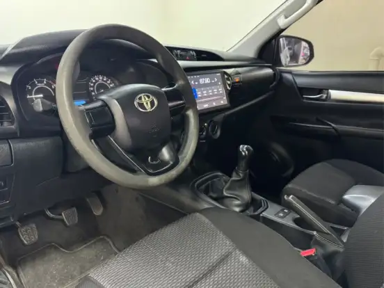 TOYOTA-HILUX-2.8 STD 4X4 CD 16V DIESEL 4P MANUAL TOYOTA-HILUX-2016