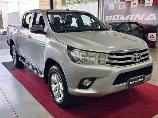 TOYOTA-HILUX-2.7 SRV 4X4 CD 16V FLEX 4P AUTOMÁTICO TOYOTA-HILUX-2017