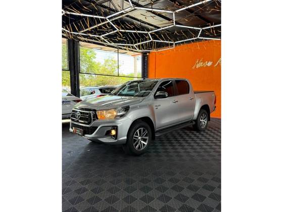 TOYOTA HILUX 2.7 SRV 4X4 CD 16V FLEX 4P AUTOMÁTICO