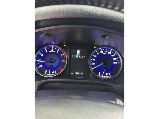TOYOTA-HILUX-2018