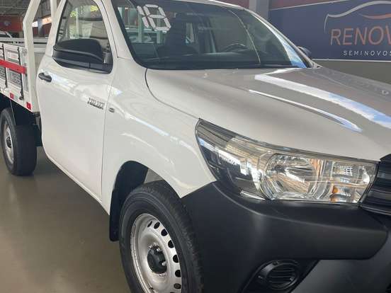 TOYOTA-HILUX-2.8 4X4 CS 16V TURBO DIESEL 2P MANUAL TOYOTA-HILUX-2018