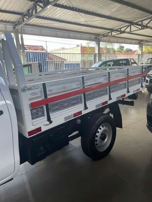 TOYOTA-HILUX-2018