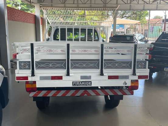 TOYOTA-HILUX-2.8 4X4 CS 16V TURBO DIESEL 2P MANUAL TOYOTA-HILUX-2018