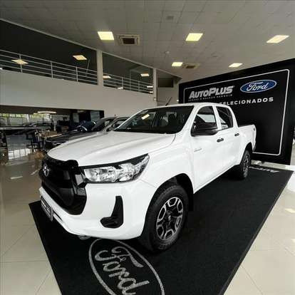 TOYOTA-HILUX-2024