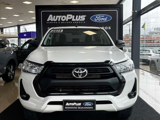 TOYOTA-HILUX-2.8 D-4D TURBO DIESEL CD POWER PACK 4X4 AUTOMÁTICO TOYOTA-HILUX-2024