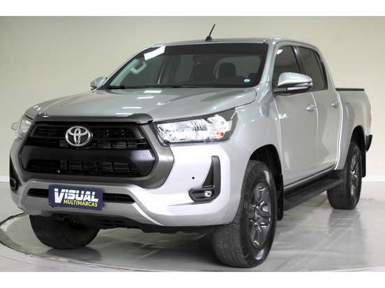 TOYOTA-HILUX-2.8 D-4D TURBO DIESEL CD SR 4X4 AUTOMÁTICO TOYOTA-HILUX-2022