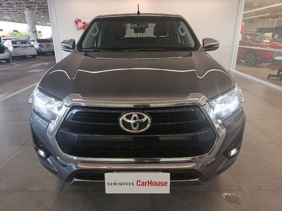 TOYOTA-HILUX-2.8 D-4D TURBO DIESEL CD SRV 4X4 AUTOMÁTICO TOYOTA-HILUX-2024