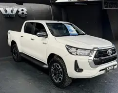 TOYOTA HILUX 2.8 D-4D TURBO DIESEL CD SRV 4X4 AUTOMÁTICO TOYOTA HILUX 2.8 D-4D TURBO DIESEL CD SRV 4X4 AUTOMÁTICO