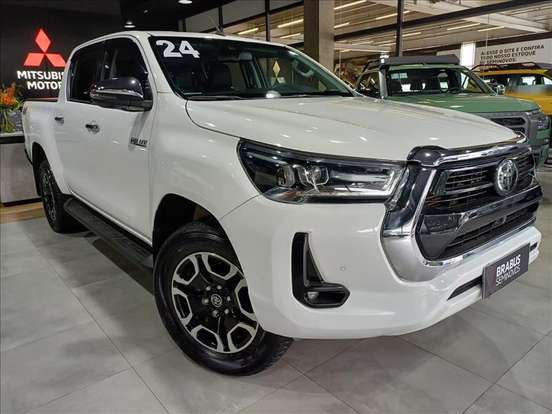 TOYOTA-HILUX-2.8 D-4D TURBO DIESEL CD SRX 4X4 AUTOMÁTICO TOYOTA-HILUX-2023
