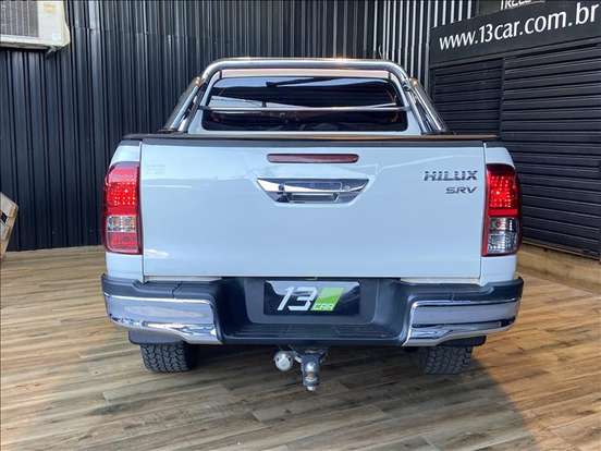 TOYOTA-HILUX-2020