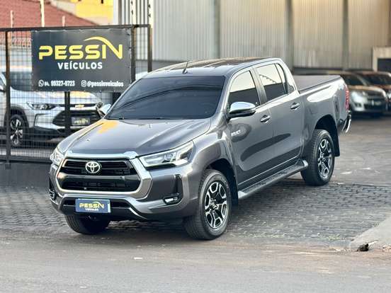 TOYOTA-HILUX-2.8 SRV 4X4 CD 16V DIESEL 4P AUTOMÁTICO TOYOTA-HILUX-2018