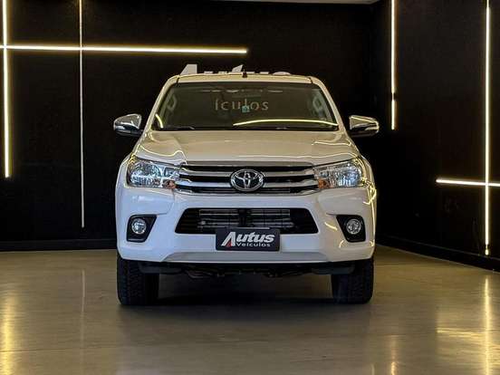 TOYOTA-HILUX-2.8 SRV 4X4 CD 16V DIESEL 4P AUTOMÁTICO TOYOTA-HILUX-2017