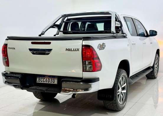 TOYOTA-HILUX-2.8 SRV 4X4 CD 16V DIESEL 4P AUTOMÁTICO TOYOTA-HILUX-2018