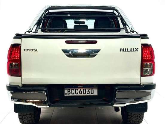 TOYOTA-HILUX-2.8 SRV 4X4 CD 16V DIESEL 4P AUTOMÁTICO TOYOTA-HILUX-2018