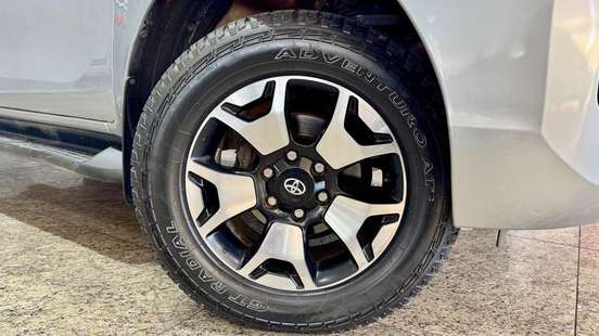 TOYOTA-HILUX-2018