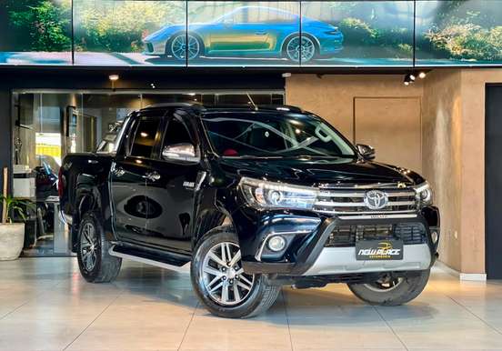 TOYOTA-HILUX-2.8 SRX 4X4 CD 16V DIESEL 4P AUTOMÁTICO TOYOTA-HILUX-2015
