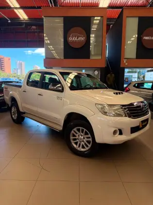 TOYOTA HILUX 3.0 SRV 4X4 CD 16V TURBO INTERCOOLER DIESEL 4P AUTOMÁTICO