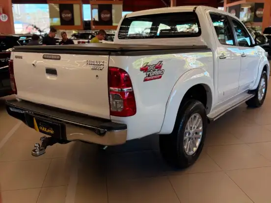 TOYOTA-HILUX-3.0 SRV 4X4 CD 16V TURBO INTERCOOLER DIESEL 4P AUTOMÁTICO TOYOTA-HILUX-2014