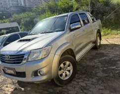 TOYOTA HILUX 3.0 SRV 4X4 CD 16V TURBO INTERCOOLER DIESEL 4P MANUAL TOYOTA HILUX 3.0 SRV 4X4 CD 16V TURBO INTERCOOLER DIESEL 4P MANUAL