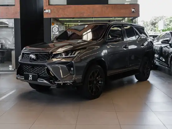 TOYOTA-HILUX SW4-2.7 SRV 7 LUGARES 4X2 16V FLEX 4P AUTOMÁTICO TOYOTA-HILUX SW4-2018