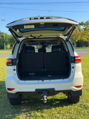 TOYOTA-HILUX SW4-2021