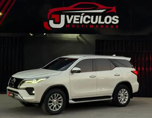 TOYOTA-HILUX SW4-2021
