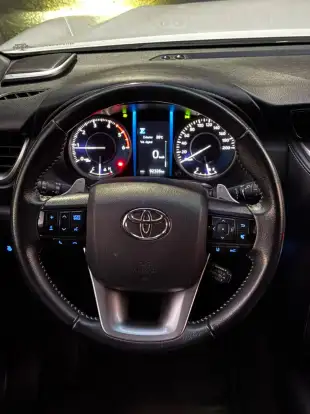 TOYOTA-HILUX SW4-2021