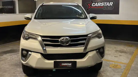 TOYOTA-HILUX SW4-2016