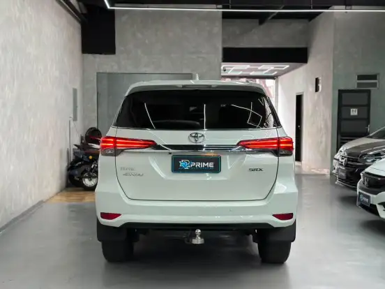 TOYOTA-HILUX SW4-2018