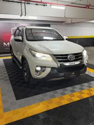 TOYOTA-HILUX SW4-2018