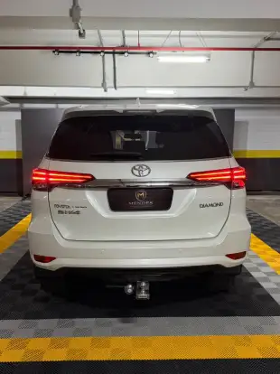 TOYOTA-HILUX SW4-2018