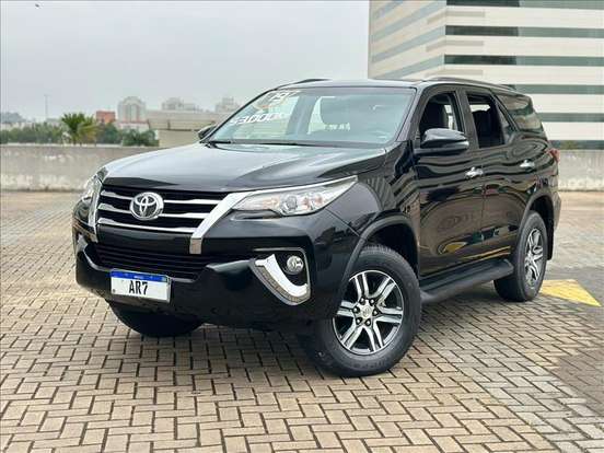 TOYOTA-HILUX SW4-2.7 SRV 7 LUGARES 4X2 16V FLEX 4P AUTOMÁTICO TOYOTA-HILUX SW4-2019