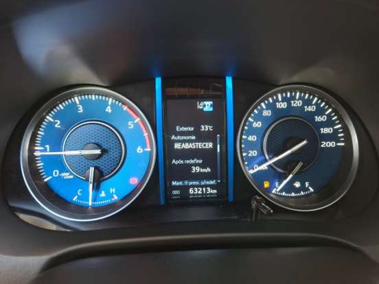 TOYOTA-HILUX SW4-2022