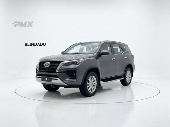 TOYOTA-HILUX SW4-2021