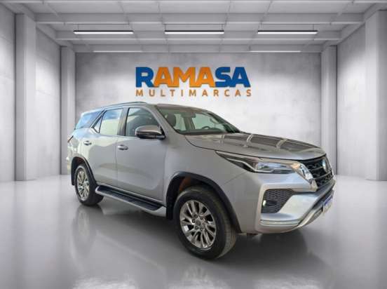 TOYOTA-HILUX SW4-2021