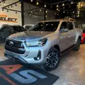 TOYOTA HILUX SW4 2.8 D-4D TURBO DIESEL SRX 7L 4X4 AUTOMÁTICO TOYOTA HILUX SW4 2.8 D-4D TURBO DIESEL SRX 7L 4X4 AUTOMÁTICO
