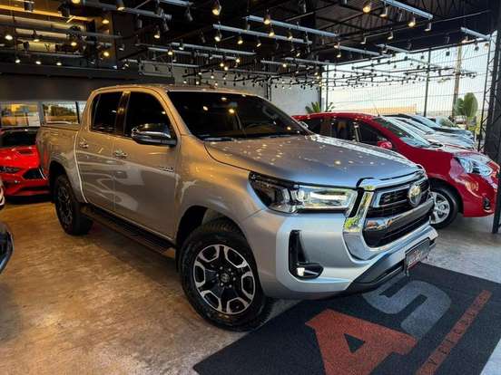 TOYOTA-HILUX SW4-2020