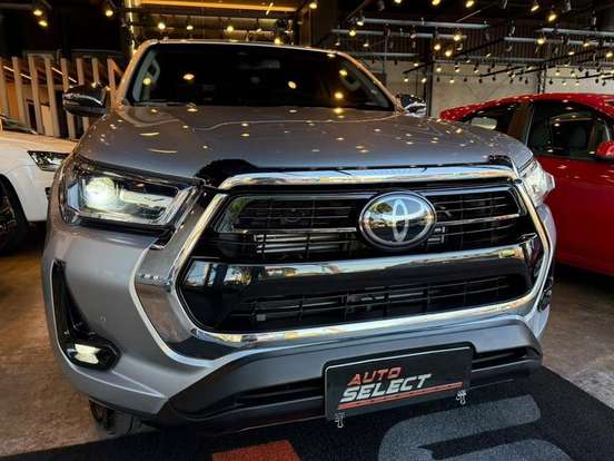 TOYOTA-HILUX SW4-2020