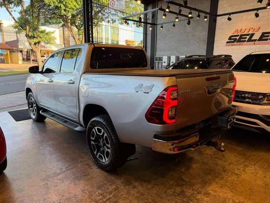 TOYOTA-HILUX SW4-2020