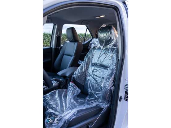 TOYOTA-HILUX SW4-2026