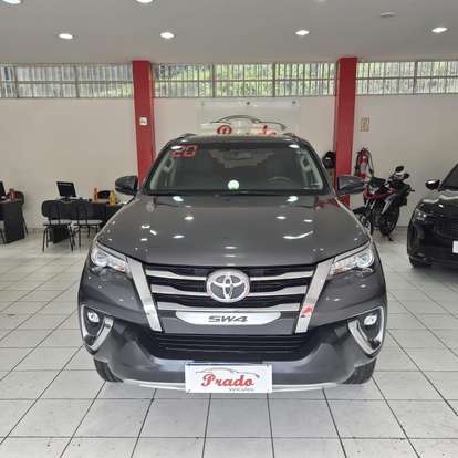 TOYOTA-HILUX SW4-2019