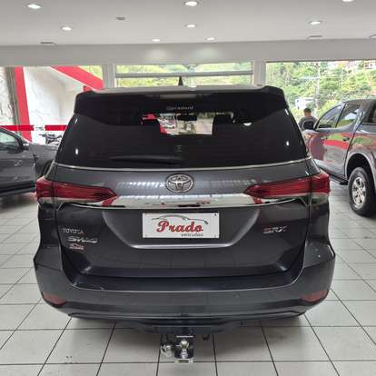 TOYOTA-HILUX SW4-2.8 SRX 4X4 16V TURBO INTERCOOLER DIESEL 4P AUTOMÁTICO TOYOTA-HILUX SW4-2019