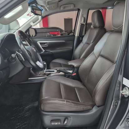 TOYOTA-HILUX SW4-2.8 SRX 4X4 16V TURBO INTERCOOLER DIESEL 4P AUTOMÁTICO TOYOTA-HILUX SW4-2019
